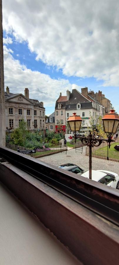 Le Godefroy De Bouillon Apartment Boulogne-sur-Mer Exterior photo